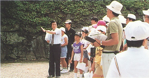 親子歴史教室－徳島城めぐりのようす