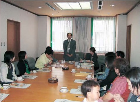 図 1 説明会の様子